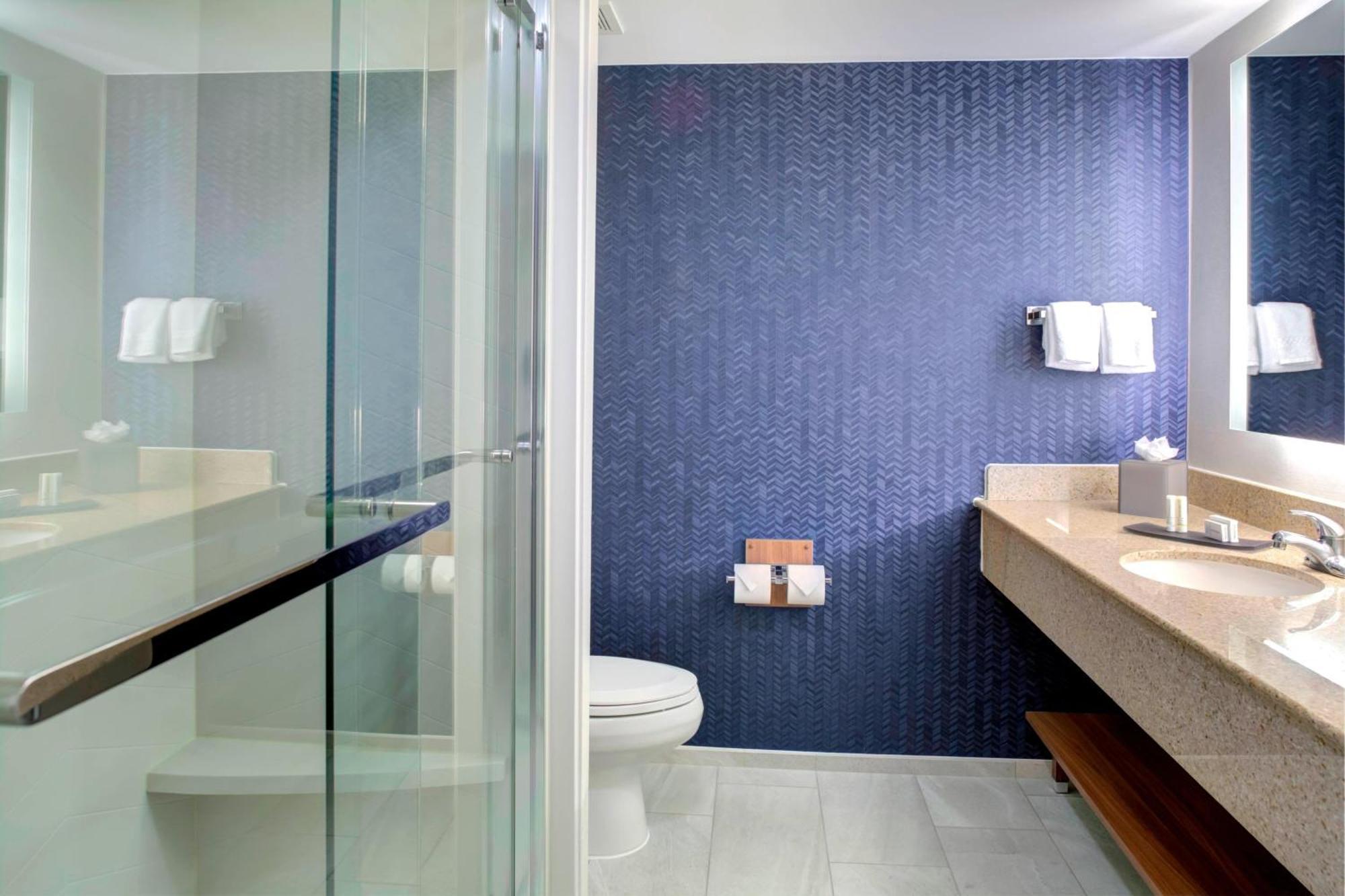 Fairfield & By Marriott Virginia Oceanfront 3*
