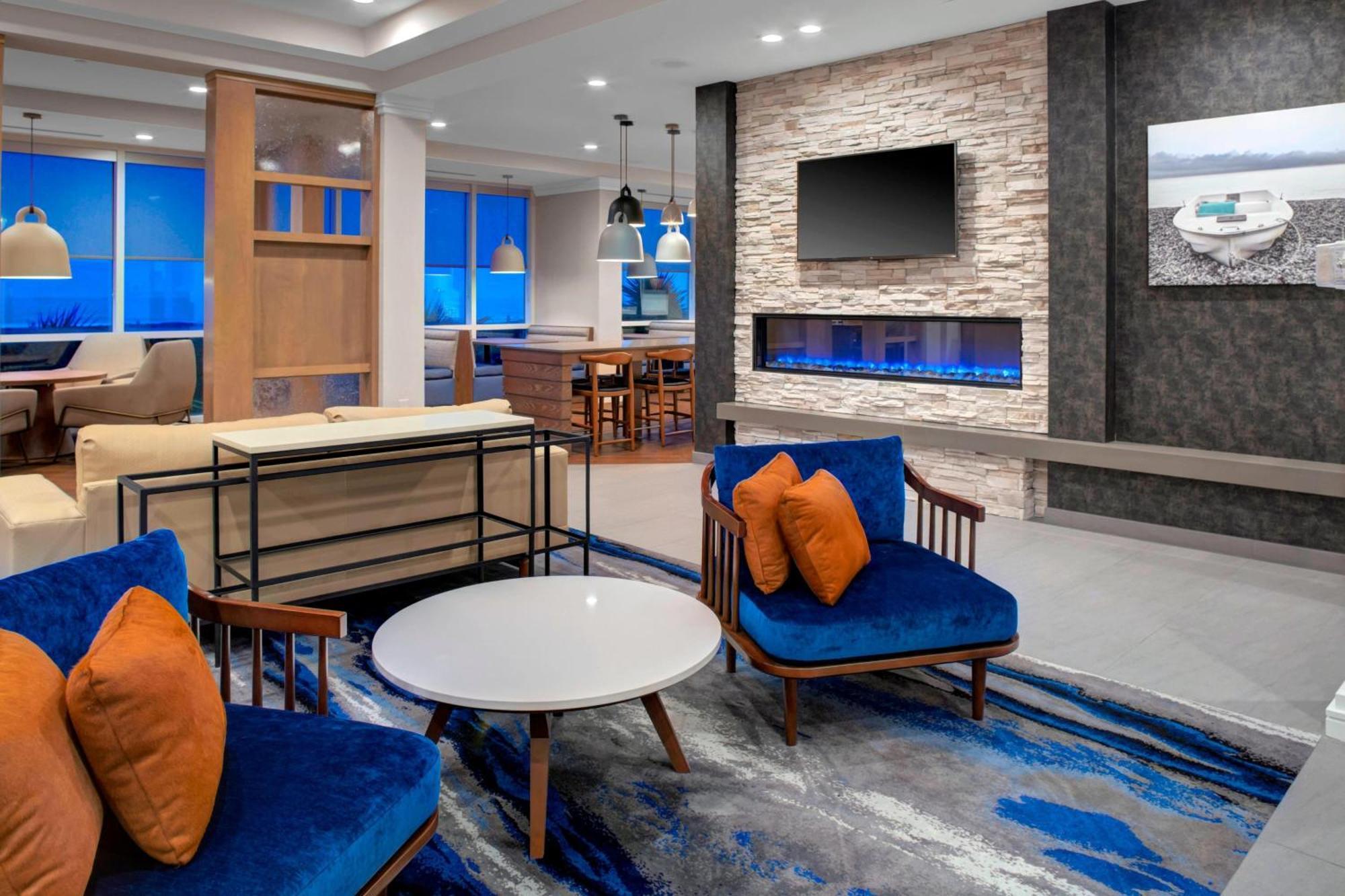 Hotel Fairfield & By Marriott Virginia Oceanfront