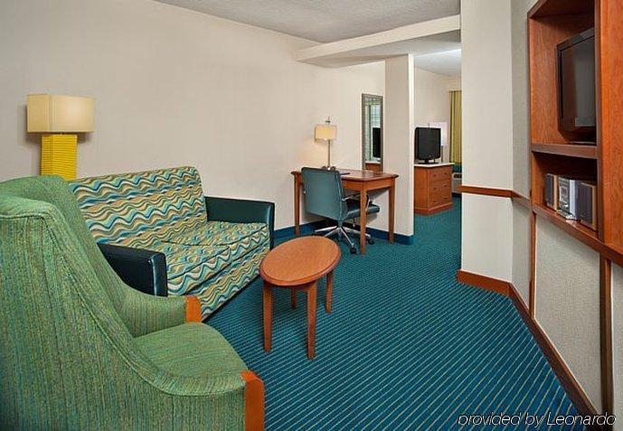 Fairfield & By Marriott Virginia Oceanfront Hotel