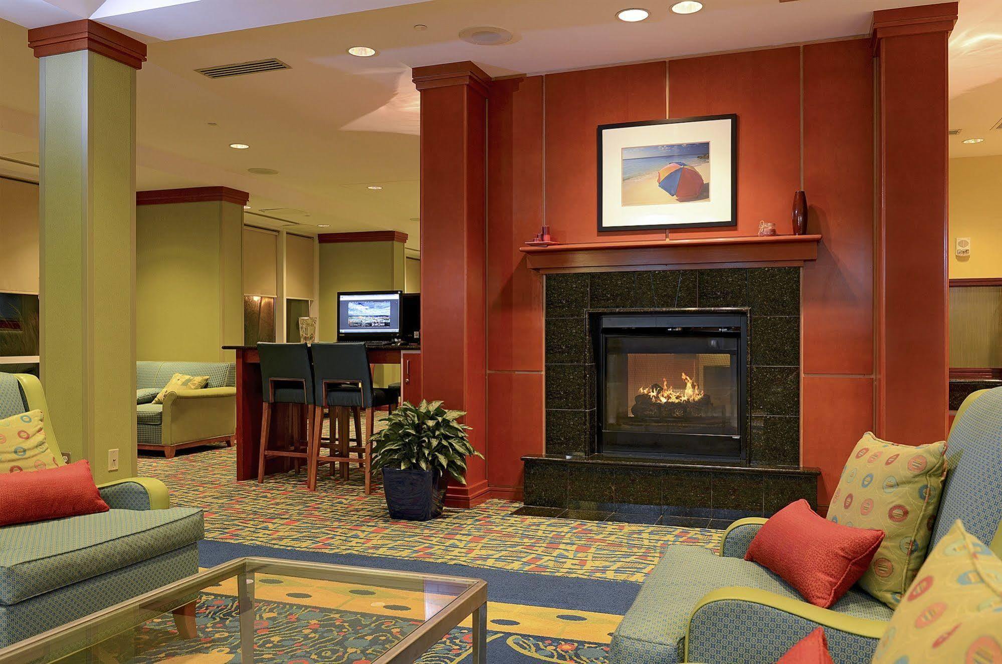 Hotel Fairfield & By Marriott Virginia Oceanfront 3*