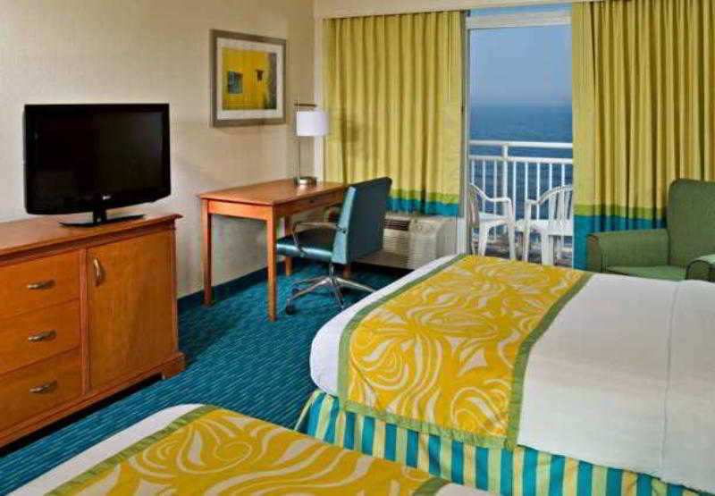 Fairfield & By Marriott Virginia Oceanfront Hotel